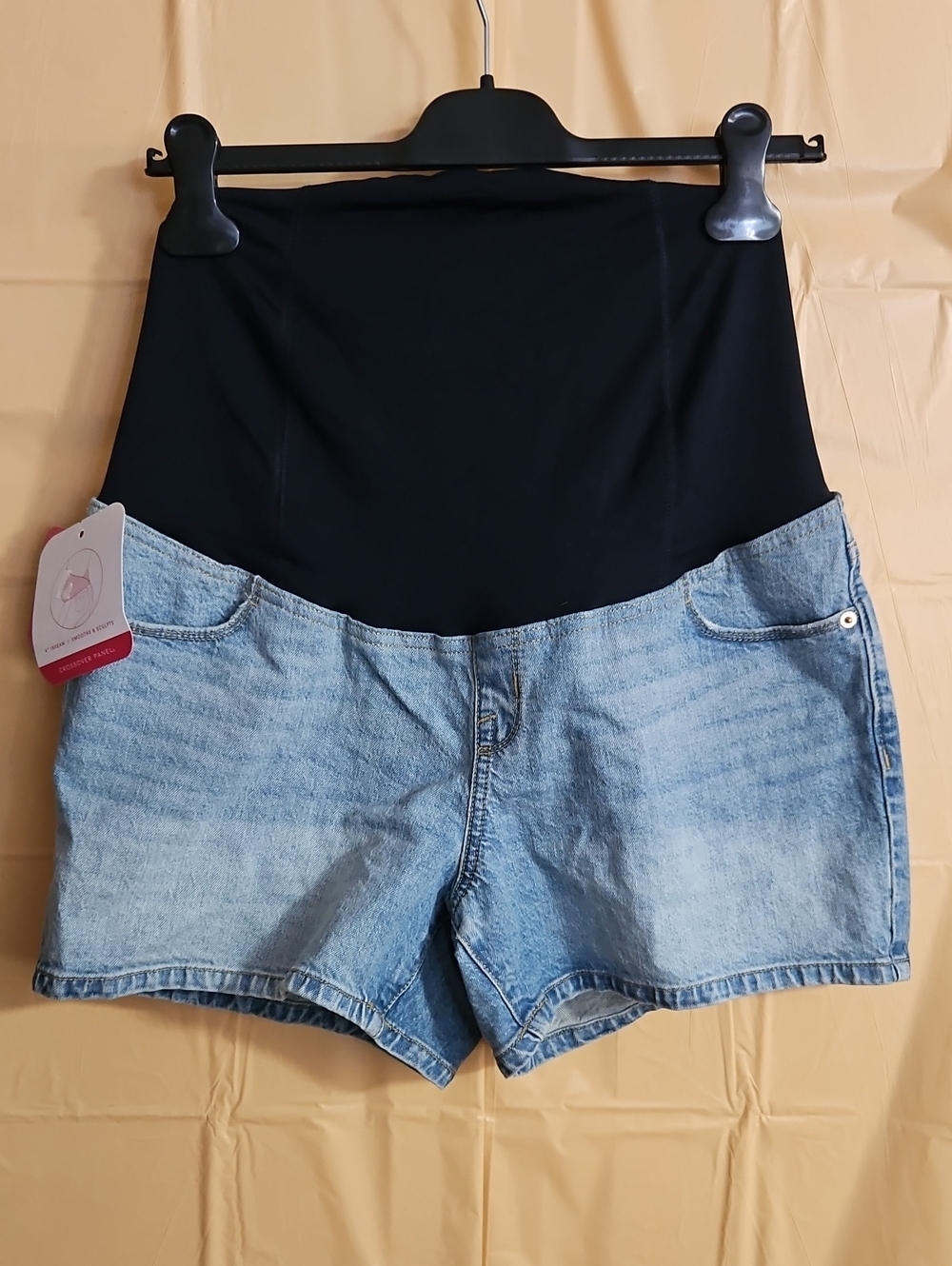 ISABEL MATERNITY By Ingrid & Isabel CROSSOVER PANEL MIDI SHORT:BLUE: NWT: Size 4